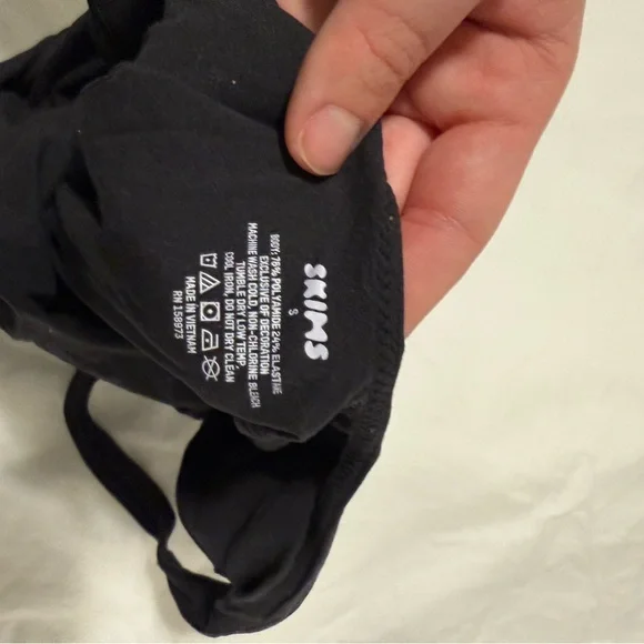 NWOT SKIMS seamless bodysuit - Picture 5 of 5